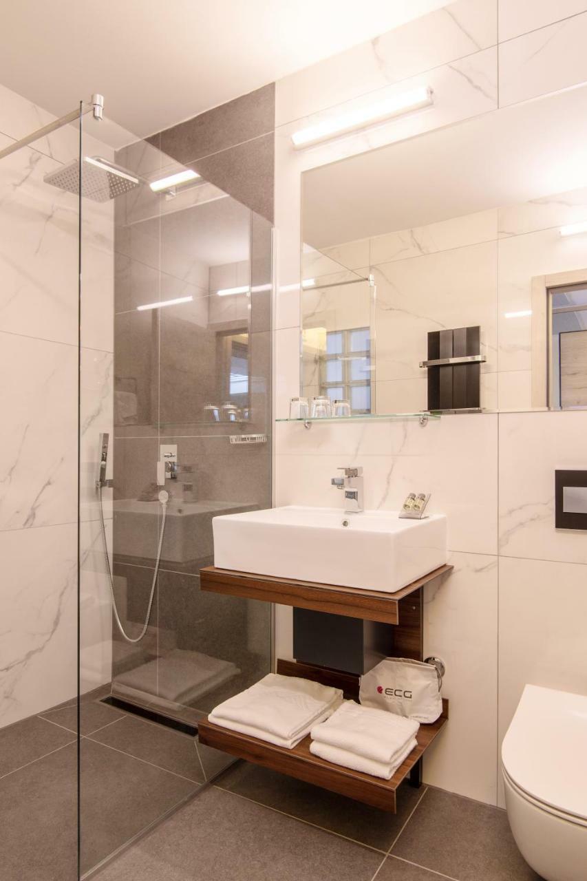 Hotel Haliaetum - San Simon Resort Изола Экстерьер фото