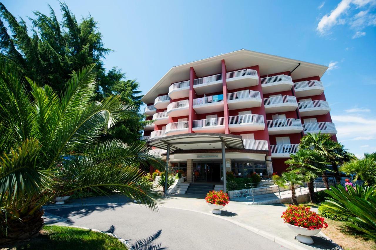 Hotel Haliaetum - San Simon Resort Изола Экстерьер фото